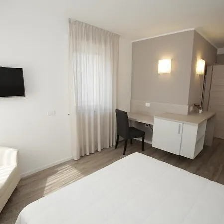 欧罗巴酒店 3* 马洛斯蒂卡