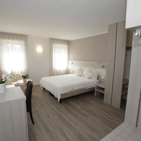 Hotel Europa 3*
