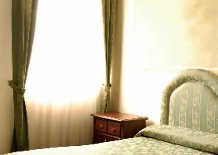 Europa Hotel 3*
