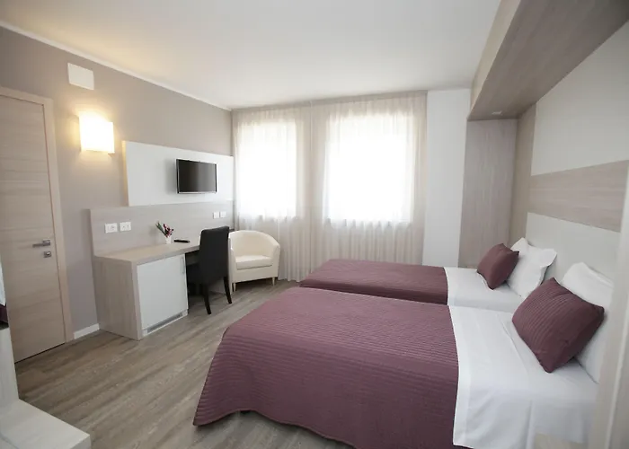 Europa Hotel 3*
