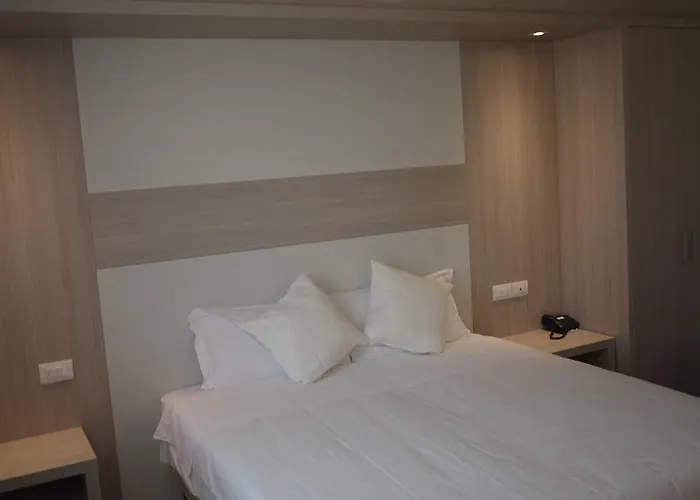 Hotel Europa 3*